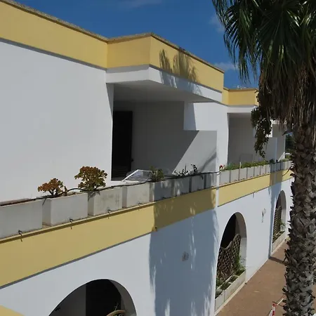Aparthotel In *